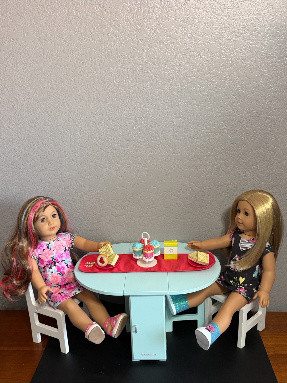 American Girl Kitchen Baking Table Chairs & Treats Accessories for 18” Dolls